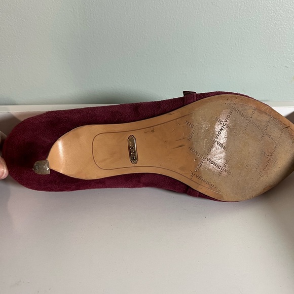 Vionic Suede Heeled Pumps.  Pointed Toe Size 10 - Picture 4 of 10